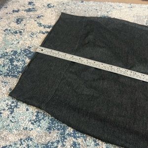 Eileen Fisher mini skirt love love but too big 🥲 classic and a staple for your